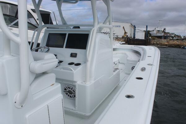 The Office 32ft Yellowfin Yacht For Sale