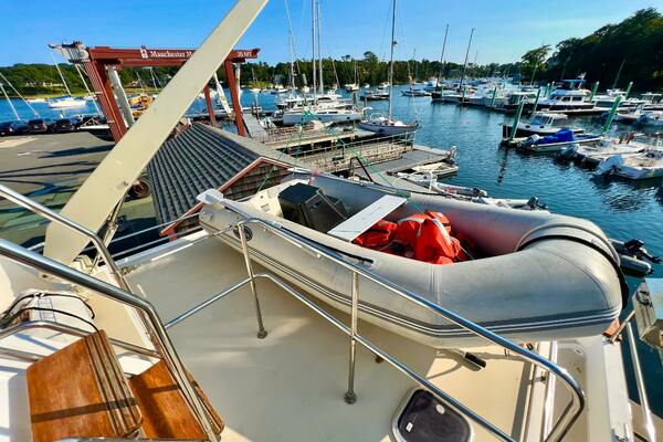 SWAMP FOX 47ft Sabre Yacht For Sale