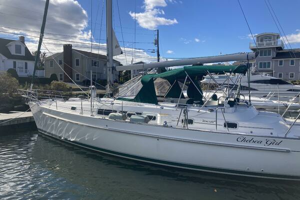 Photo of the 1996 Beneteau 40 CC "Chelsea Girl"