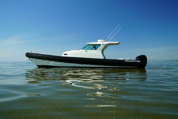 38ft Protector Yacht For Sale