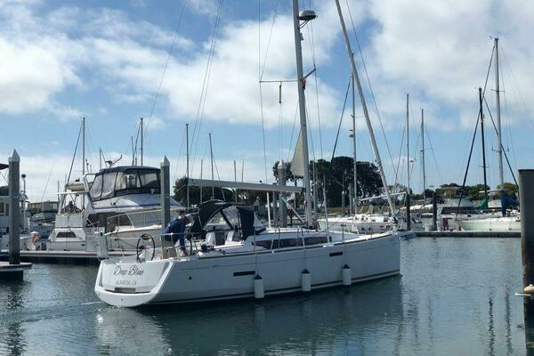 Photo of the 2020 Jeanneau 389 "Deep Blue"