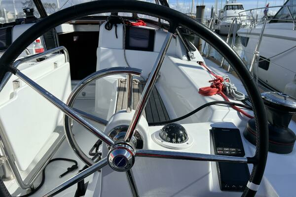 Photo of the 2020 Jeanneau 389 "Deep Blue"