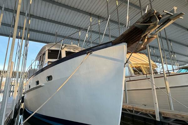 114 Starboard Bow