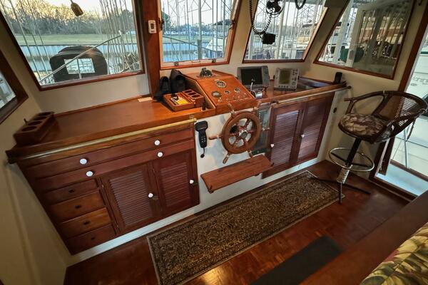 34 Kadey Krogen 42 Pilot House