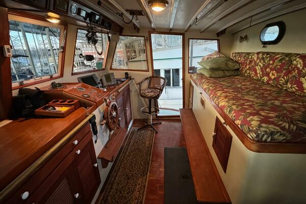 36 Kadey Krogen 42 Pilot House 2