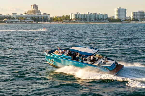 53ft Solaris Yacht For Sale