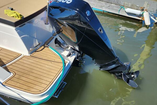 23ft Sea Ray Yacht For Sale