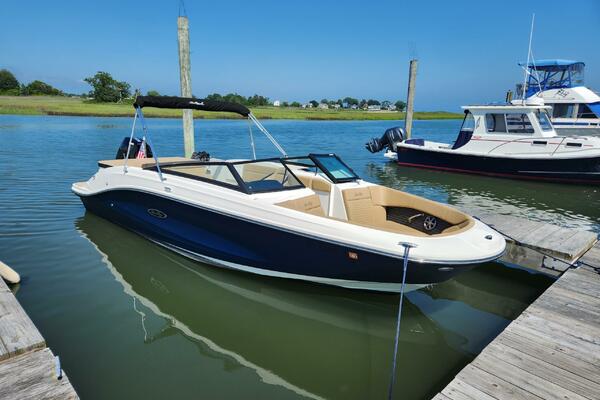 23ft Sea Ray Yacht For Sale