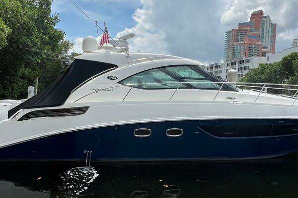 47ft Sea Ray Yacht For Sale
