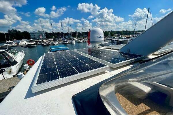 42ft Silverton Yacht For Sale