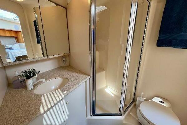 42ft Silverton Yacht For Sale