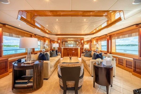 2011 Trinity Yachts 164