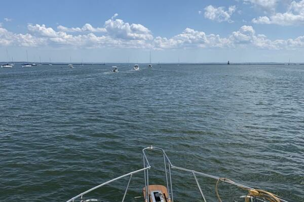 Photo of the 1984 Carver Mariner