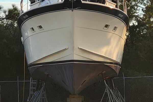 Hattitude 53ft Hatteras Yacht For Sale