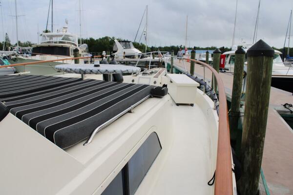 Hattitude 53ft Hatteras Yacht For Sale