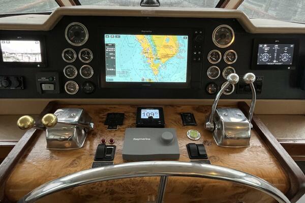 Hattitude 53ft Hatteras Yacht For Sale