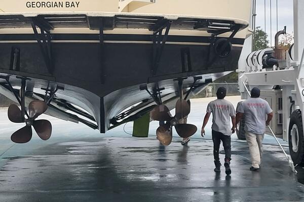 Hattitude 53ft Hatteras Yacht For Sale