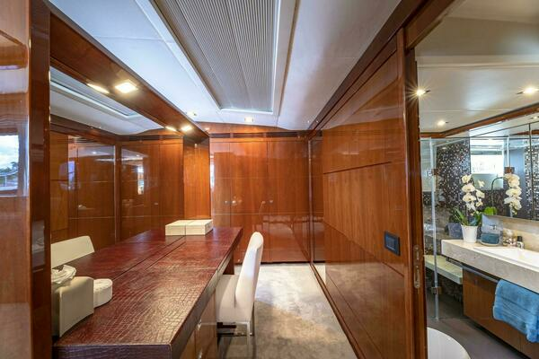 Princess 32M Yacht For Sale