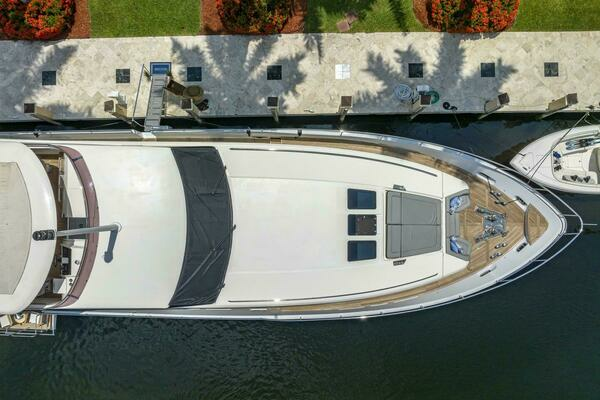 2012 Princess 104