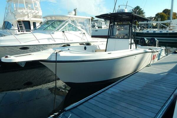 Photo of the 1996 Mako 282 Center Console "Rhode Runner"