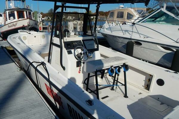 Photo of the 1996 Mako 282 Center Console "Rhode Runner"