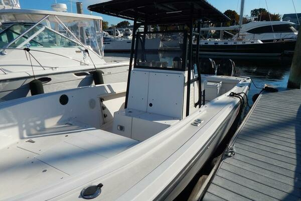 Photo of the 1996 Mako 282 Center Console "Rhode Runner"