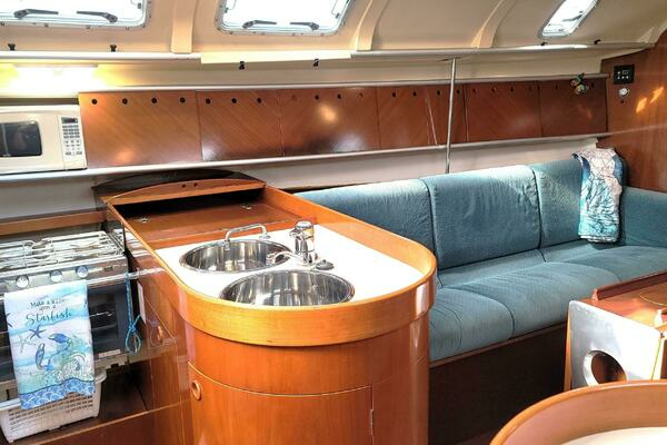 Photo of the 1993 Beneteau First 38.5 "OCEAN SUITE"