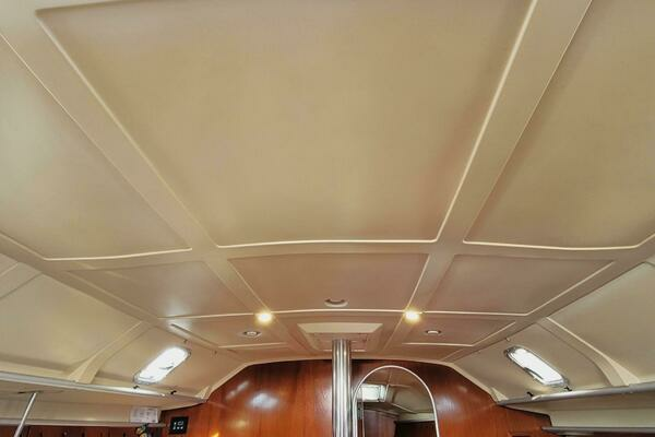 Photo of the 1993 Beneteau First 38.5 "OCEAN SUITE"