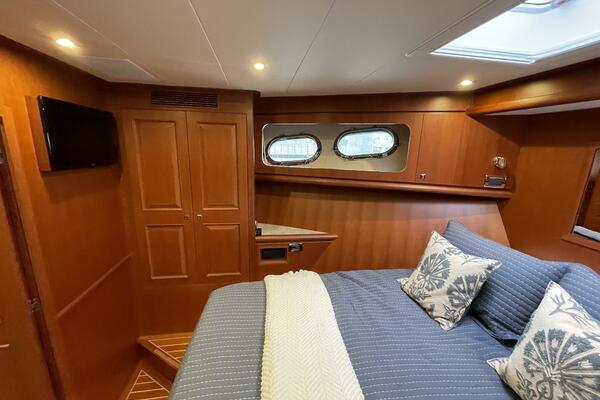55ft Northwest Yacht For Sale