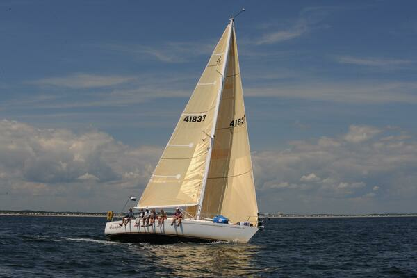 Photo of the 1988 J Boats  "BANZAI"