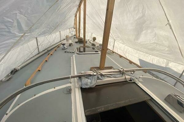 Photo of the 1988 J Boats  "BANZAI"