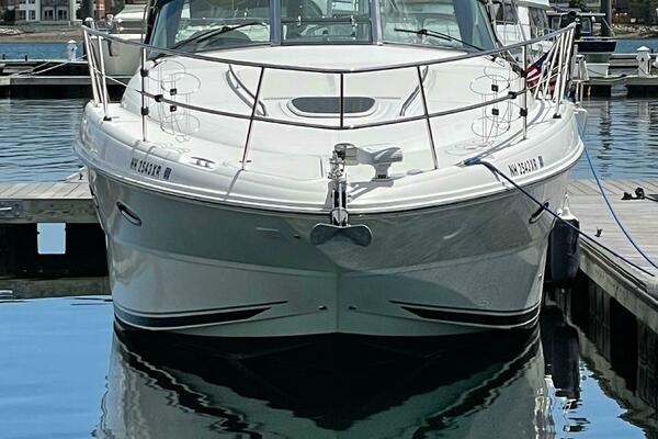Invictus 39ft Sea Ray Yacht For Sale Invictus 39ft Sea Ray Yacht For Sale