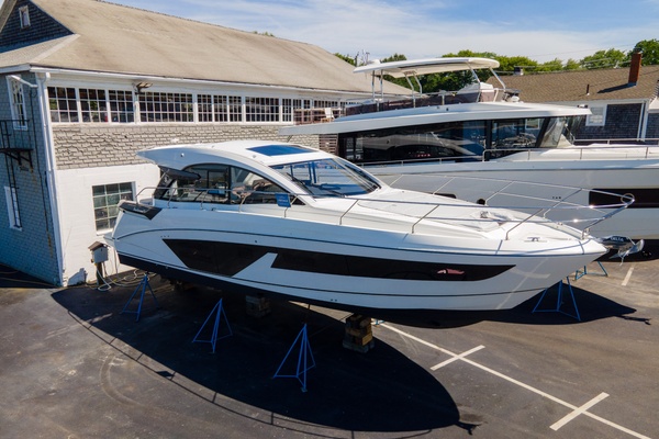 New   In Stock 45ft Beneteau Yacht For Sale