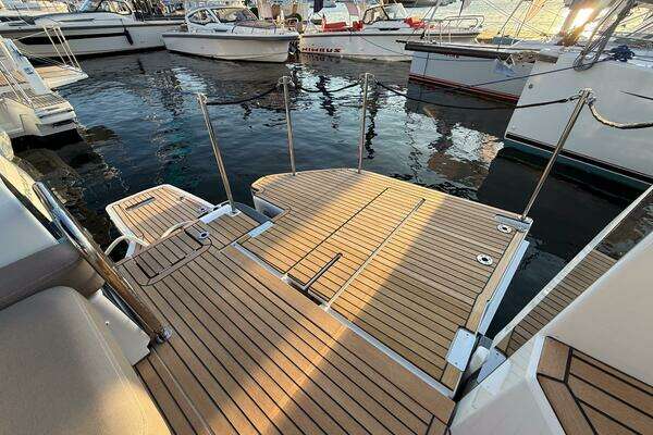 In Stock 42ft Wellcraft Yacht For Sale
