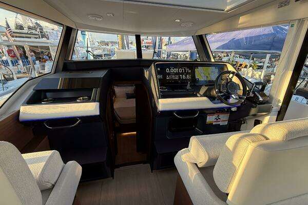 In Stock 42ft Wellcraft Yacht For Sale