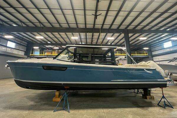 38-ft-MJM-2026-3-In Stock-South Dartmouth Massachusetts United States yacht for sale