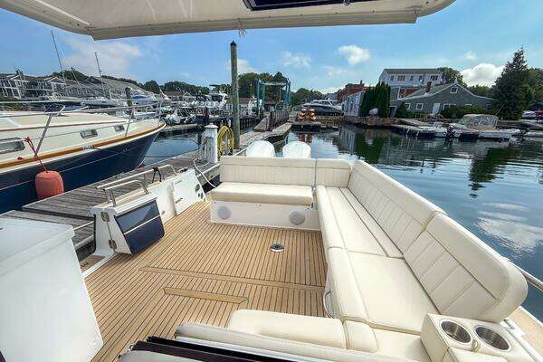 42ft MJM Yacht For Sale