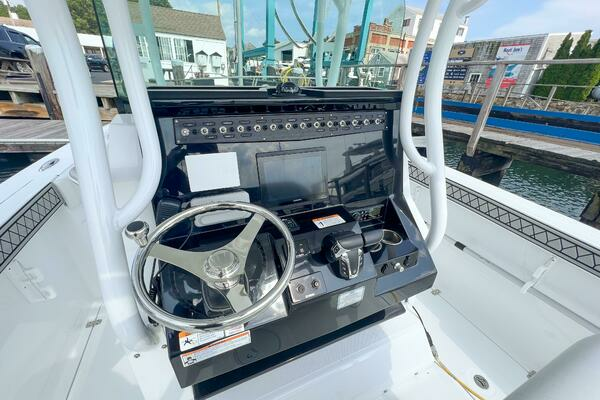 Photo of the 2023 Wellcraft 262 Fisherman "In Stock"