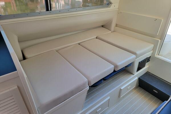 28ft Bertram Yacht For Sale