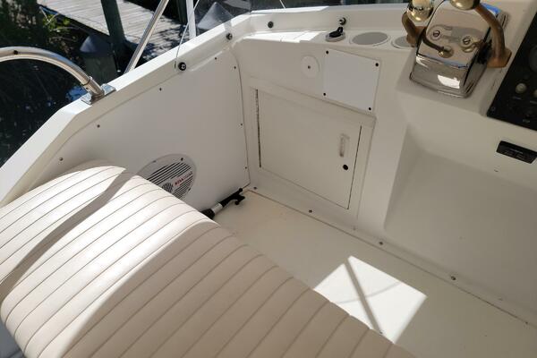 28ft Bertram Yacht For Sale