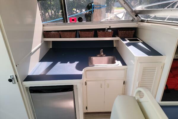 28ft Bertram Yacht For Sale