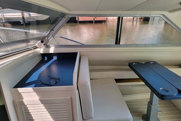 28ft Bertram Yacht For Sale