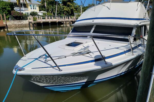 28ft Bertram Yacht For Sale