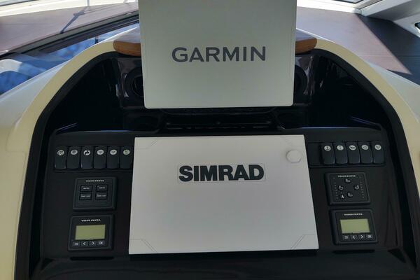 Escape 40ft Beneteau Yacht For Sale