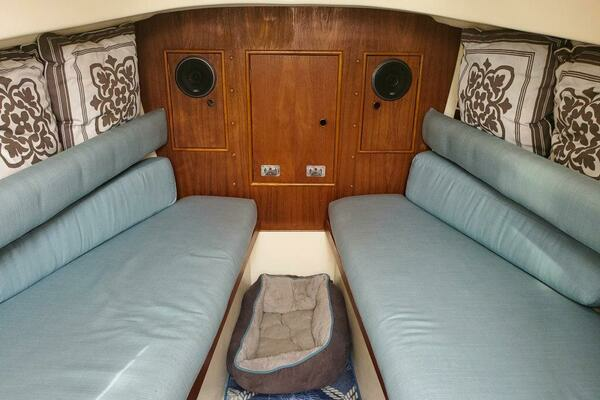 Hub Punch 22ft Nonsuch Yacht For Sale