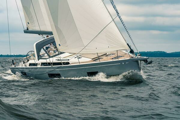 54ft Beneteau Yacht For Sale