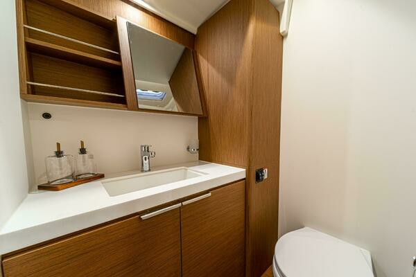 54ft Beneteau Yacht For Sale