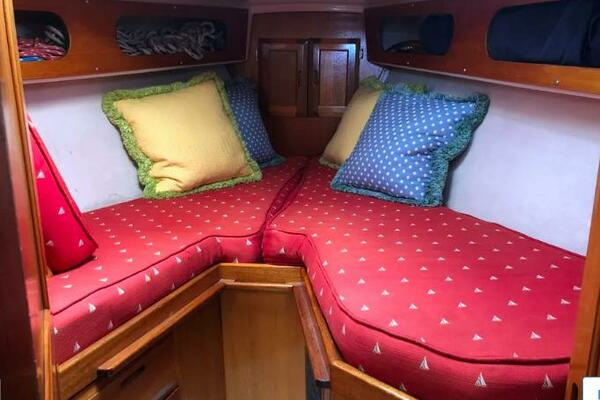 Photo of the 1974 Ericson 