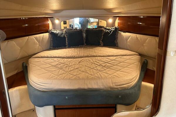 fwd stateroom