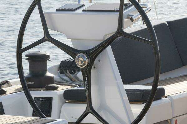 51ft Beneteau Yacht For Sale